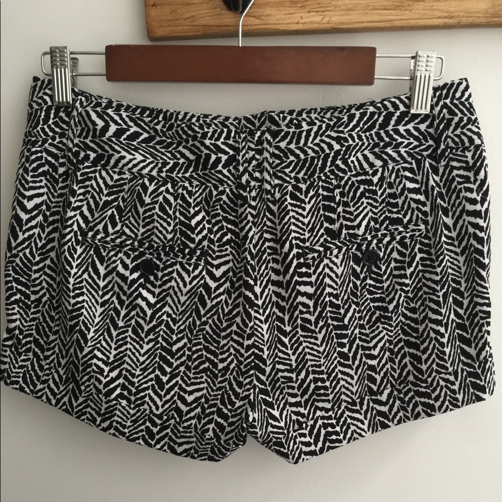 Express pattern shorts! - Picture 2 of 10